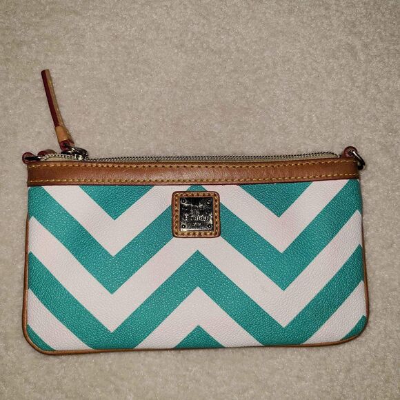 Dooney & Bourke Designer Striped Wristlet Clutch Handbag Purse - Picture 3 of 5